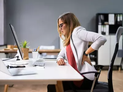 등이 아플 때 가볍게 생각하지 말아야