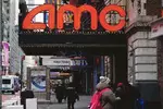 ‘파산 위기’ 영화관 AMC, 매출 반등