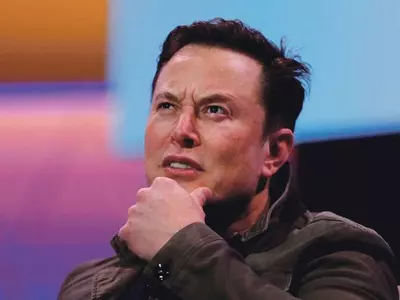 머스크, 승무원 성추행 의혹… “25만 달러에 합의”