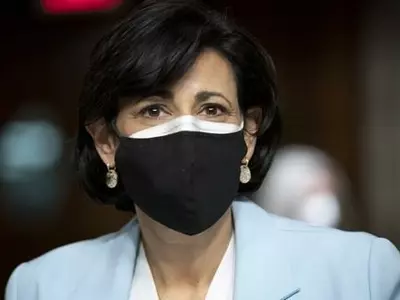 CDC "50세 이상 2차 부스터샷 접종권고"…'접종가능'에서 격상