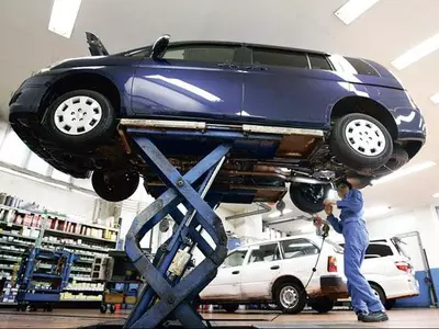 전기차 급증에 정비업소·주유소 ‘위기감’