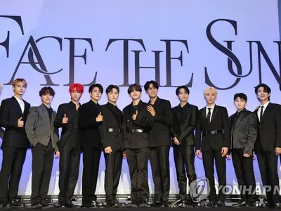 세븐틴 정규 4집, 첫 주 판매량 206만장…"올해 음반 최고 기록"