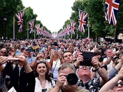 영국 여왕 즉위 70주년 기념축제 시작