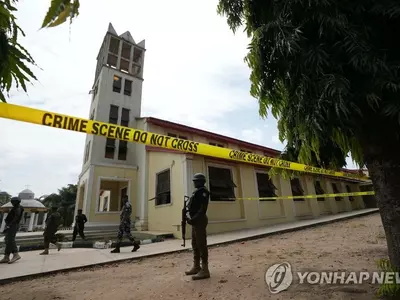 나이지리아 성당에서 미사 중 무장괴한 총기난사…50명 사망