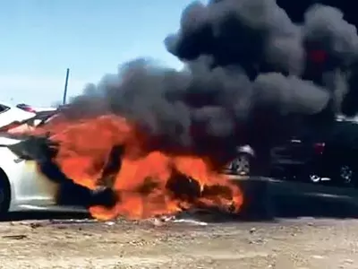 전기차 화재… 꺼도꺼도 ‘재점화’