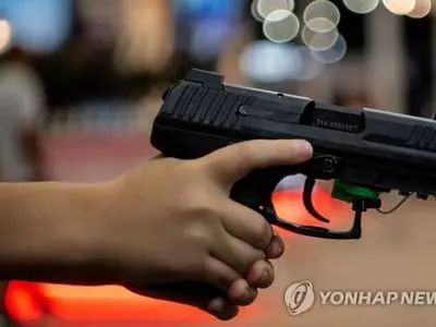 총기규제법 의회 관문 모두 통과…바이든도 서명 예상