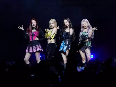 에스파 LA 쇼케이스서 현지 팬 1만명 환호