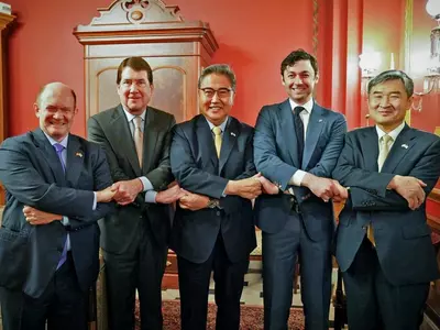 오소프 의원 한국 대표단과 빈번 접촉