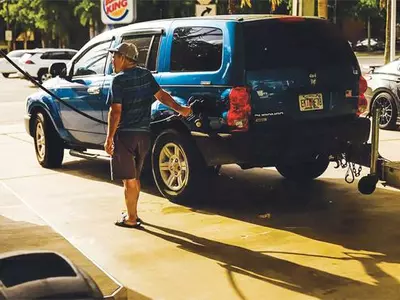 고공 행진 개스값 소비 습관 바뀐다