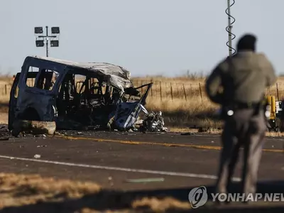 "9명 숨진 텍사스 교통사고, 13살 소년 아닌 아빠가 낸 듯"