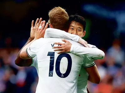 토트넘, 손흥민 2도움·케인 멀티골