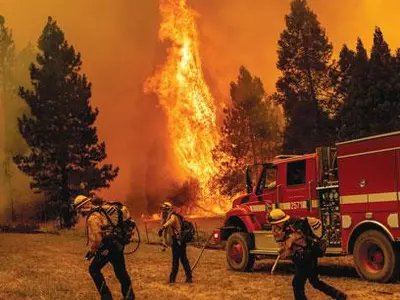 요세미티 인근 초대형 산불
