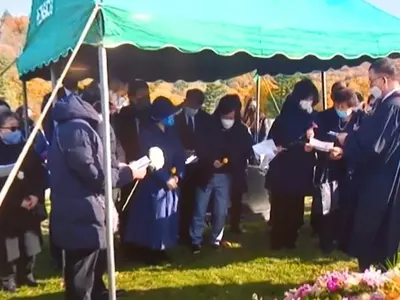 “장의사 실수로 시신 바꿔 장례”