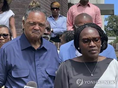 비무장 20대 흑인 사살한 백인부자, 증오범죄로 두번째 무기징역