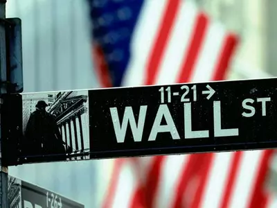 기업들 실적 전망치 하향…투자자들은 추가변동성 대비