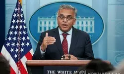 "몇 주 내 'BA.5 표적' 코로나 백신 출시…12세↑ 접종 가능"