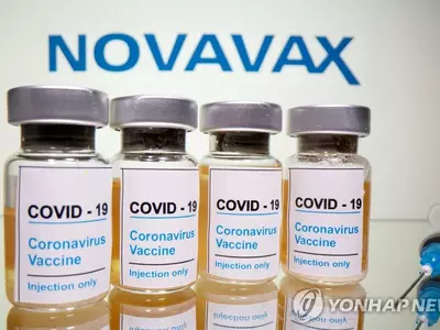 FDA, 12세 이상에도 노바백스 코로나19 백신 사용 승인