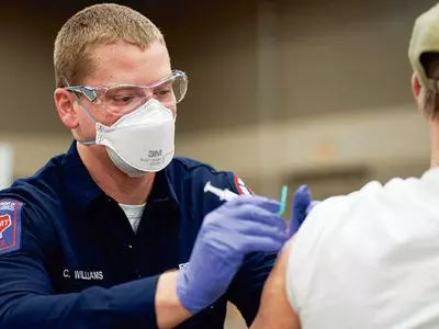 “오미크론 백신…10월~11월 접종효과 가장 높아”