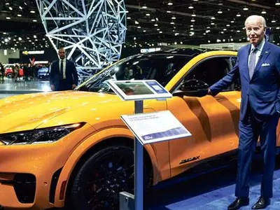 바이든, 디트로이트 오토쇼서 미국 전기차 세일즈