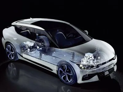 자동차 업계, 배터리·반도체 부족에 전기차 수요 못 따라가