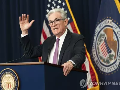 연준, 3연속 자이언트 스텝…한미 금리 한달만에 재역전