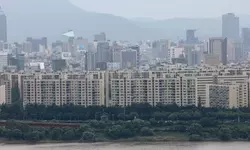 [지금 한국에선] 압구정 현대 평당 1억 깨졌다