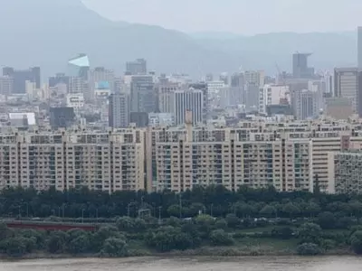 [지금 한국에선] 압구정 현대 평당 1억 깨졌다