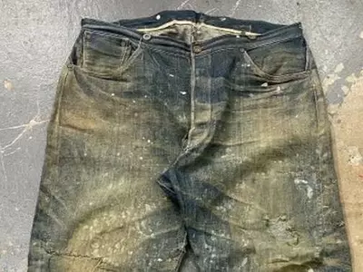 140년 된 서부시대 청바지, 경매서 8만7천달러에 팔려