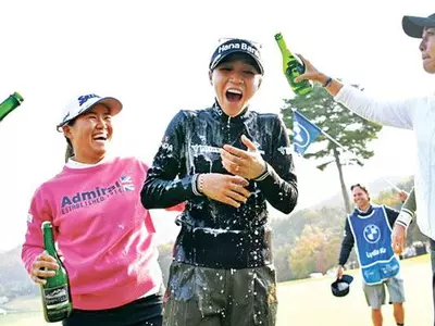 ‘12월의 신부’ 한국서 첫 우승 꿈 이뤘다