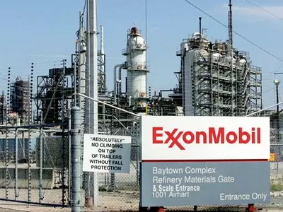 “석유회사들 폭리 그만” 연일 압박…‘횡재세’ 논란 확산