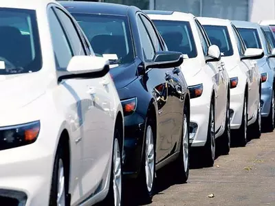 자동차 ‘리스 대란’… 차량 거의 없고 가격 치솟아