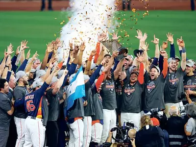 휴스턴, 필라델피아 꺽고 월드시리즈 우승