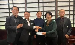 주중광 박사 부부 한인회관 보수비 20만달러 전달