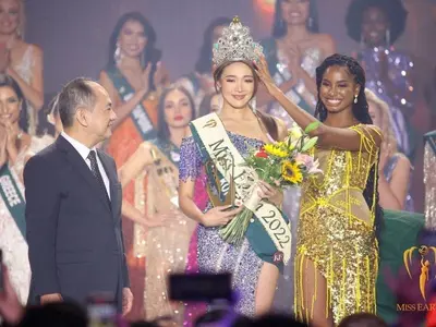 최미나수, 세계 미인대회 '미스 어스'에서 한국인 최초로 우승