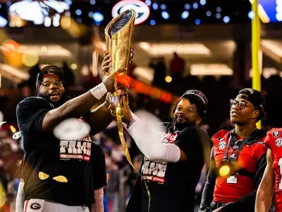 UGA 불독스 대학풋볼 2년 연속 우승