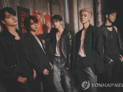 미국에서 훨훨 난 K팝 음반…CD 판매량 '톱 10'에 7자리 차지