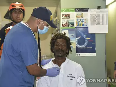"케첩과 마늘가루로 버텼다" 카리브해서 24일간 표류하다 구조