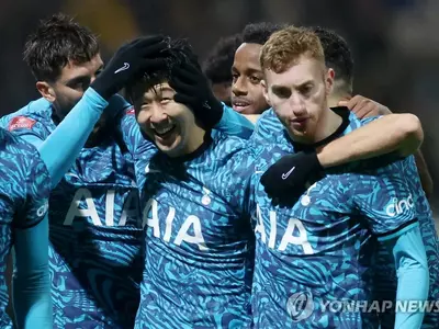 손흥민 멀티골 폭발…토트넘, 프레스턴 3-0 꺾고 FA컵 16강 안착