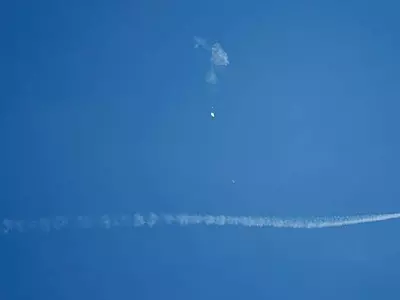 中정찰풍선 격추 에어쇼…미국인들 “와우! 역시 우리 공군”