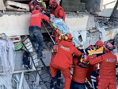 12년만에 최악 참사…지진 사흘째 사망자 1만2천명 육박