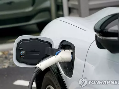 배터리 양산에 가격인하…전기차 가격, 올해 휘발유차 수준될 것