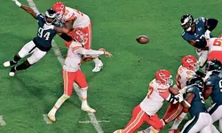 칩스 수퍼보울 챔 피언 … 이글스에 38-35 승리