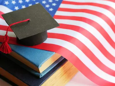 노년될 때까지 학자금 갚느라 허덕이는 미국인…"구제책에 결함"