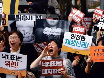 ‘로 대 웨이드’ 위헌 판결 뒤 낙태법 완화 기독교인 늘어