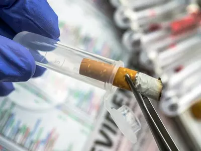 담배꽁초 하나로 52년 묵은 미제 살인사건 해결한 경찰 집념