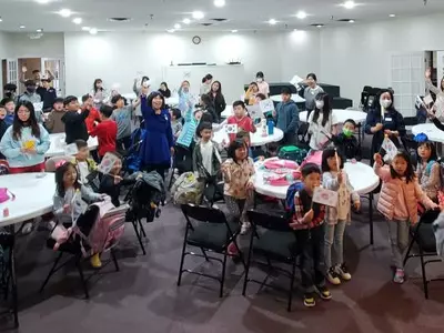 고사리 손으로 '대한독립 만세!"