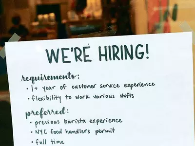 고용시장 떠받치는 접객업계… 식당·호텔 등 가장 빠르게 늘어