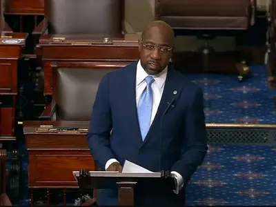 “우리는 아시안과 하나입니다”