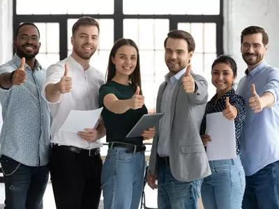 마감 한달전 제출되게 충분한 시간 갖고 부탁