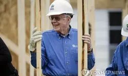 "80년 이란 인질 석방 지연, 카터 재선 막으려한 레이건측 공작"